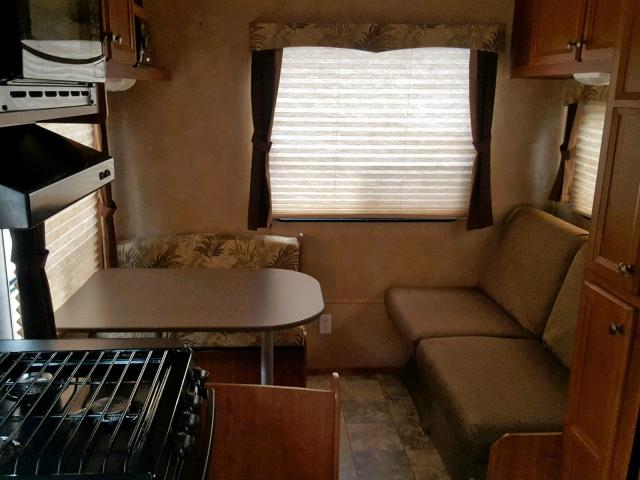 1UJBJ0BK5C17P0214 - 2012 JAYCO SWIFT  WHITE photo 6