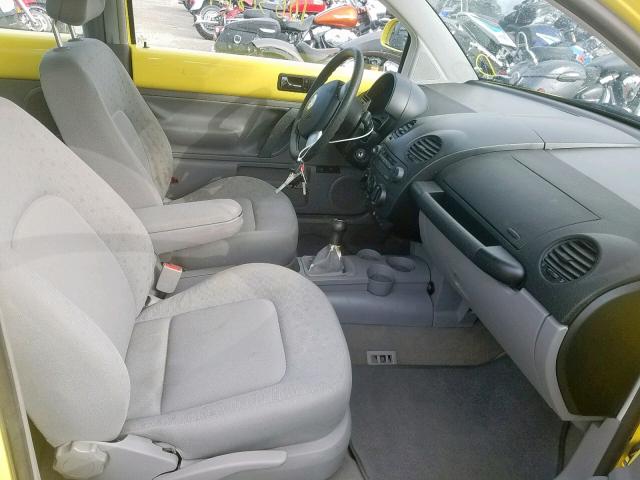 3VWCA21C2YM481891 - 2000 VOLKSWAGEN NEW BEETLE ყვითელი ფოტო 5