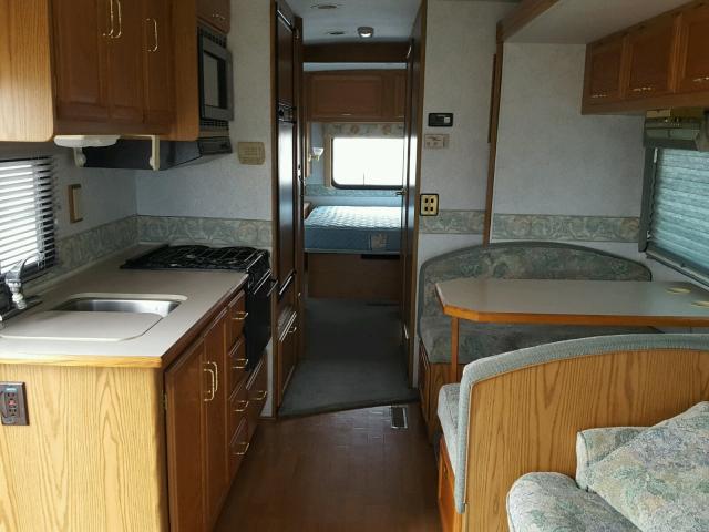 5B4LP37J0Y3320430 - 2000 WINNEBAGO BRAVE SE WHITE photo 6