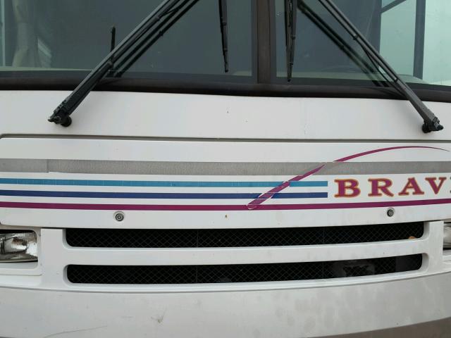 5B4LP37J0Y3320430 - 2000 WINNEBAGO BRAVE SE WHITE photo 7