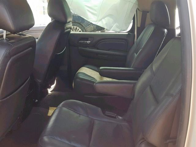 1GKS1MEF5DR361126 - 2013 GMC YUKON XL D CREAM photo 6