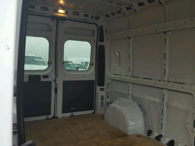 3C6TRVDG9FE504125 - 2015 RAM PROMASTER 白色 照片 9