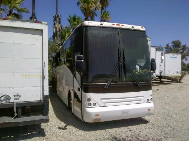 YE2TA19B2B2040632 - 2011 VAN HOOL TRANSIT BU WHITE photo 1