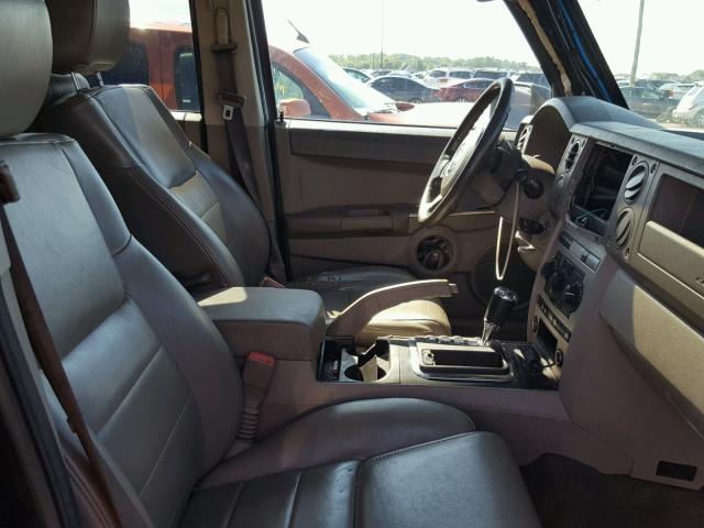 1J8HG48N76C275399 - 2006 JEEP COMMANDER BLACK photo 5