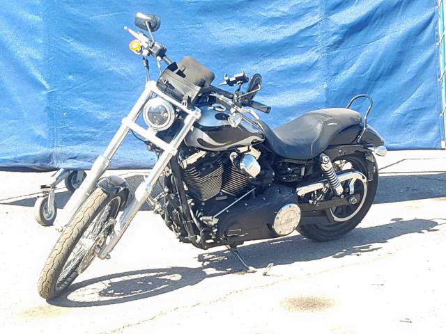 1HD1GPM1XDC305617 - 2013 HARLEY-DAVIDSON FXDWG DYNA BLACK photo 2