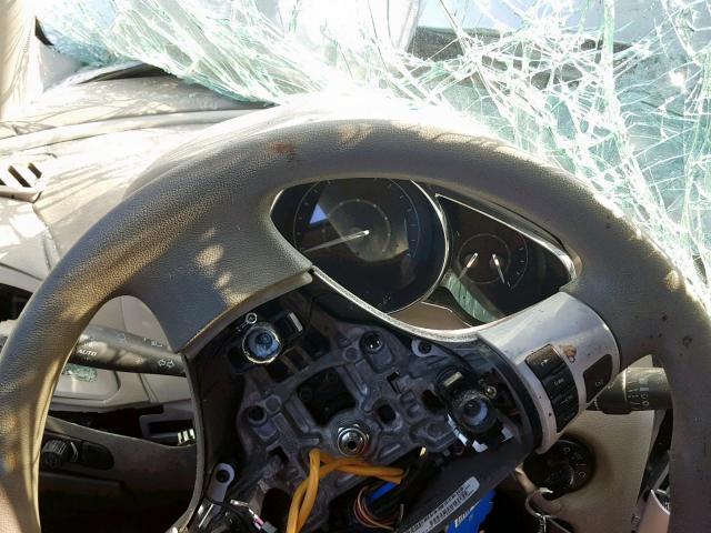 1G1ZC5E07CF260393 - 2012 CHEVROLET MALIBU 1LT WHITE photo 8