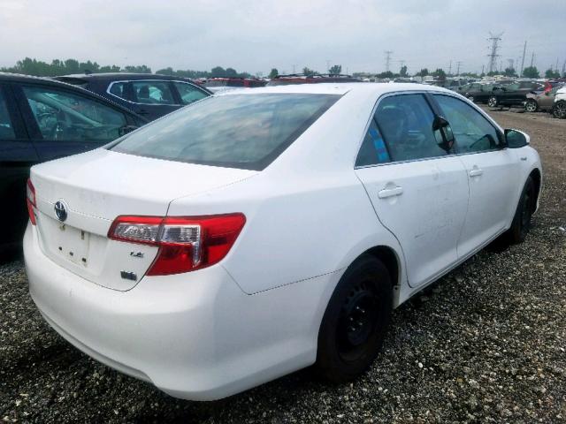 4T1BD1FK4DU087097 - 2013 TOYOTA CAMRY HYBR WHITE photo 4