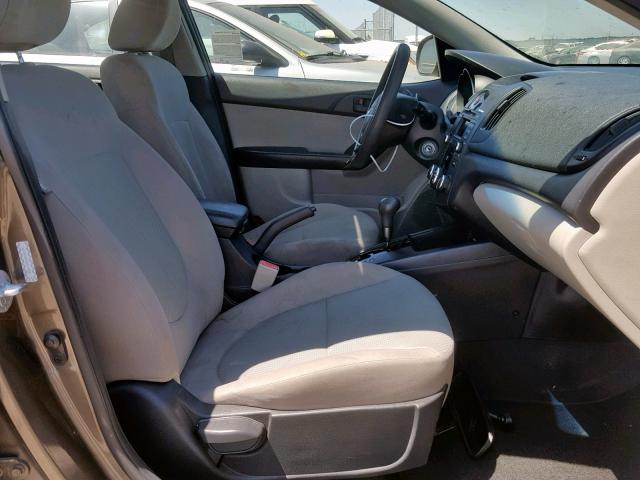 KNAFU4A24A5287754 - 2010 KIA FORTE EX BROWN photo 5