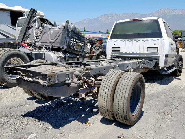 1FDUF5GT1HEC98789 - 2017 FORD F550 SUPER WHITE photo 4