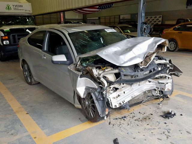 1FAHP33N19W155664 - 2009 FORD FOCUS SES SILVER photo 1