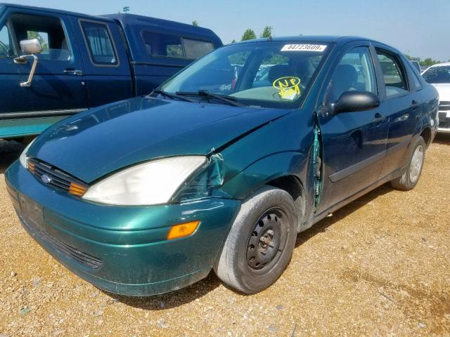 1FAFP33P31W328713 - 2001 FORD FOCUS LX GREEN photo 2