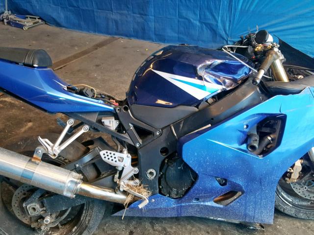 JS1GN7CA152108582 - 2005 SUZUKI GSX-R600 K BLUE photo 10