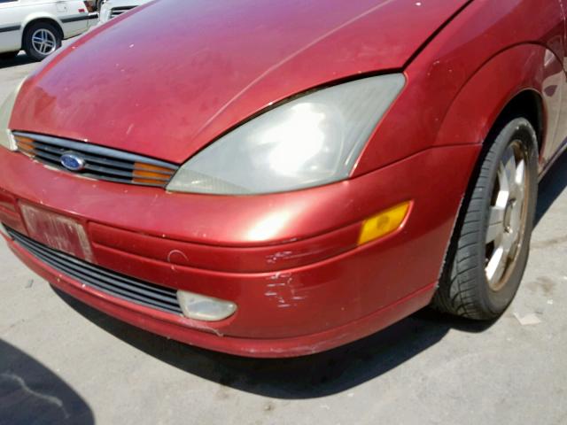 3FAFP31Z04R114046 - 2004 FORD FOCUS ZX3 RED photo 9