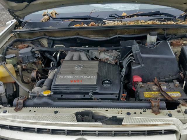 JTEHF21A230100542 - 2003 TOYOTA HIGHLANDER BEIGE photo 7