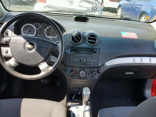 KL1TD5DE8AB114345 - 2010 CHEVROLET AVEO LS RED photo 9