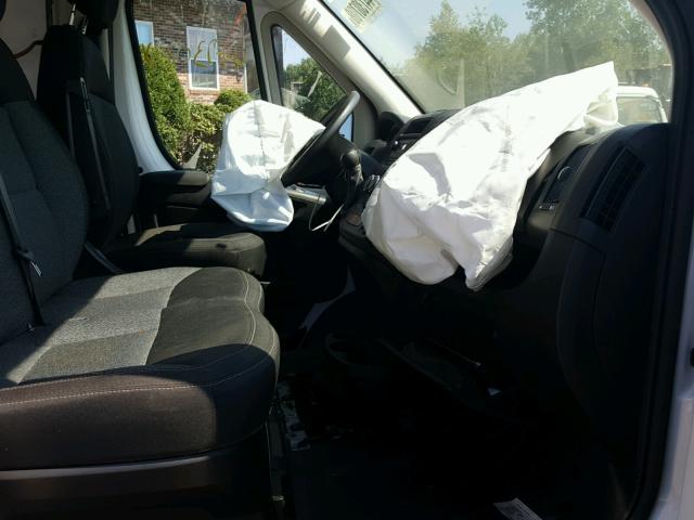 3C6TRVAG3FE518560 - 2015 RAM PROMASTER 白色 照片 5