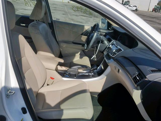 1HGCR2F85FA066365 - 2015 HONDA ACCORD EXL WHITE photo 6