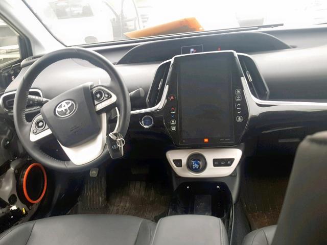 JTDKARFP8H3059127 - 2017 TOYOTA PRIUS PRIM 银色 照片 9