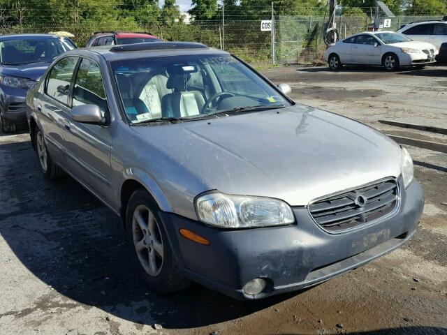 JN1CA31A31T301612 - 2001 NISSAN MAXIMA GXE SILVER photo 1