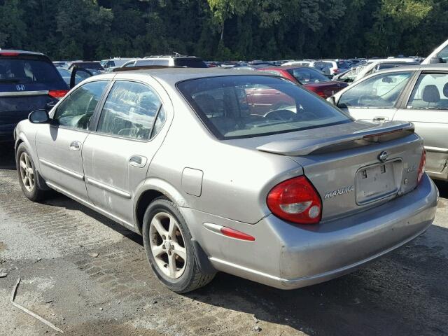 JN1CA31A31T301612 - 2001 NISSAN MAXIMA GXE SILVER photo 3