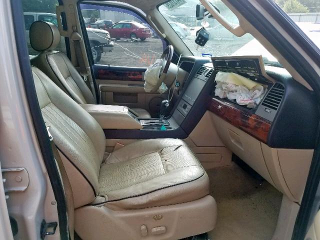 5LMFU27556LJ29623 - 2006 LINCOLN NAVIGATOR أبيض صورة 5