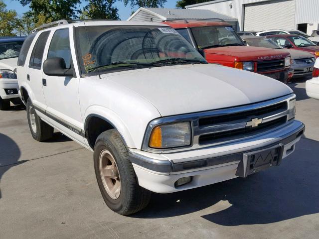 1GNCS13W4S2158935 - 1995 CHEVROLET BLAZER WHITE photo 1