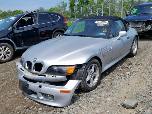 4USCH7321VLB82628 - 1997 BMW Z3 1.9 SILVER photo 2