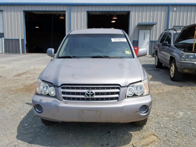 JTEGD21AX20038632 - 2002 TOYOTA HIGHLANDER GRAY photo 9