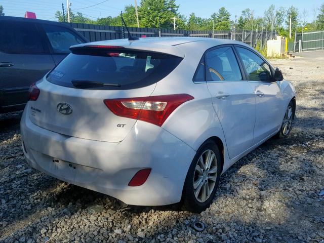 KMHD35LH3FU237554 - 2015 HYUNDAI ELANTRA GT WHITE photo 4