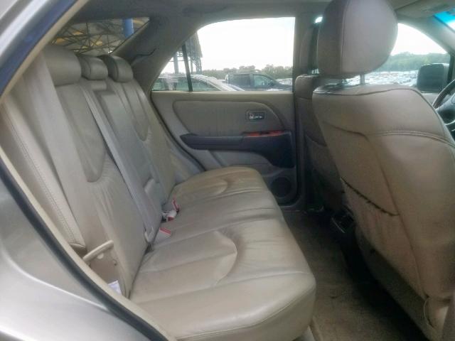 JTJGF10U120141116 - 2002 LEXUS RX 300 TAN photo 6