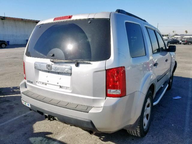 5FNYF38299B028273 - 2009 HONDA PILOT LX SILVER photo 4