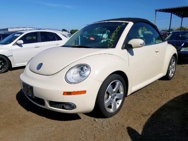 3VWSF31Y36M311700 - 2006 VOLKSWAGEN NEW BEETLE კრემისფერი ფოტო 2