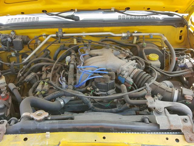 5N1ED28Y81C522628 - 2001 NISSAN XTERRA XE YELLOW photo 7