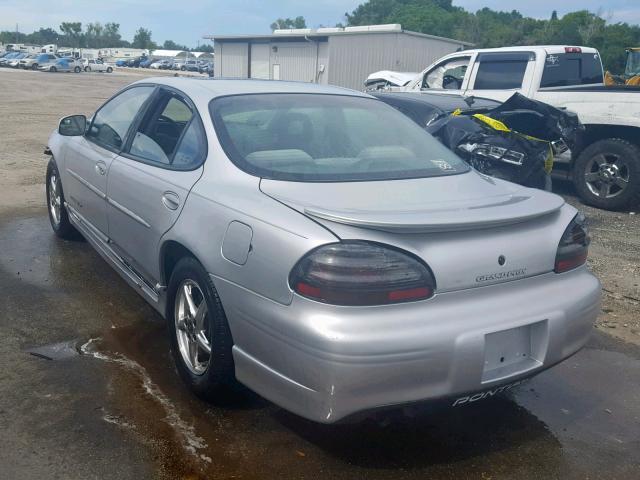 1G2WP52K82F200243 - 2002 PONTIAC GRAND PRIX SILVER photo 3