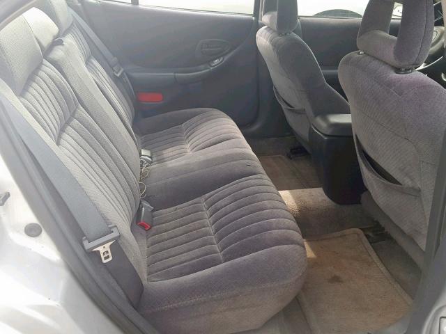 1G2WP52K82F200243 - 2002 PONTIAC GRAND PRIX SILVER photo 6