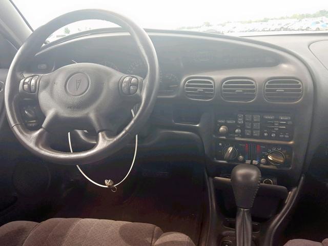 1G2WP52K82F200243 - 2002 PONTIAC GRAND PRIX SILVER photo 9