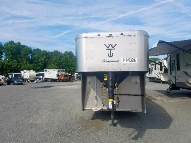 1W17242S4K5555947 - 2019 WIL TRAILER SILVER photo 2