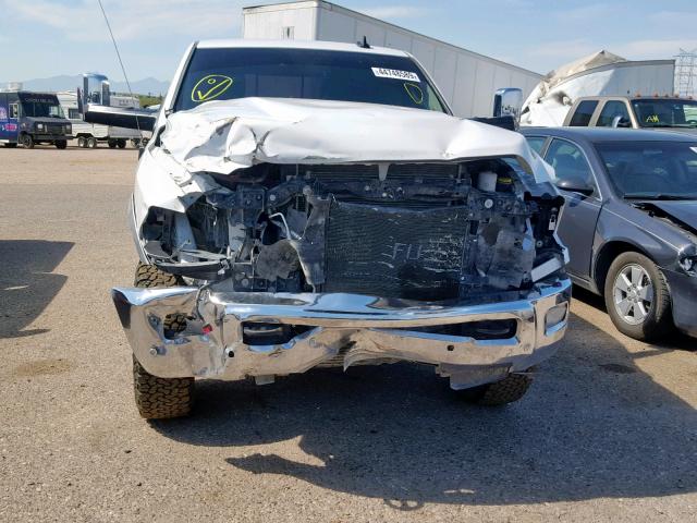 3C6UR5FL9GG155746 - 2016 RAM 2500 LARAM WHITE photo 9