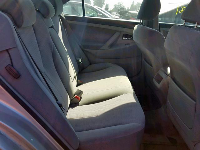 4T1BF3EK7BU214185 - 2011 TOYOTA CAMRY BASE SILVER photo 6