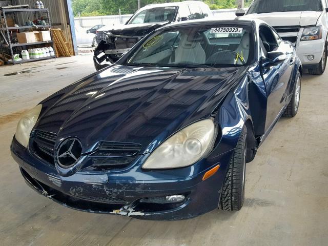 WDBWK54F26F092779 - 2006 MERCEDES-BENZ SLK 280 BLUE photo 2