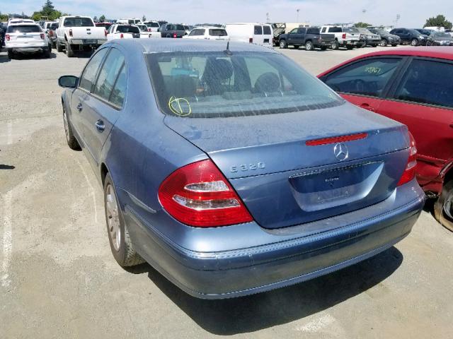 WDBUF65J84A455617 - 2004 MERCEDES-BENZ E 320 BLUE photo 3