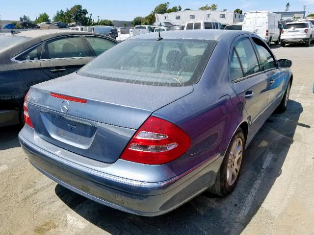 WDBUF65J84A455617 - 2004 MERCEDES-BENZ E 320 BLUE photo 4