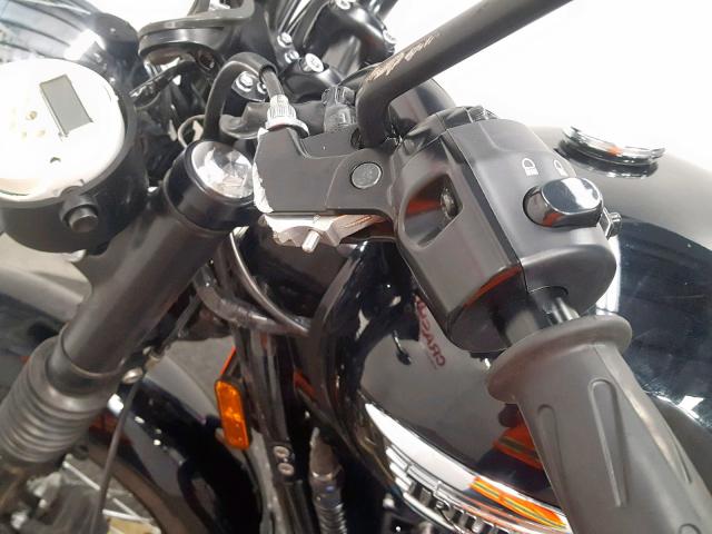 SMT910K19GT730705 - 2016 TRIUMPH MOTORCYCLE BONNEVILLE BLACK photo 16