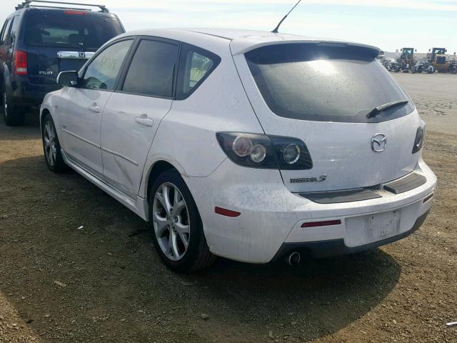 JM1BK344371638393 - 2007 MAZDA 3 HATCHBAC WHITE photo 3