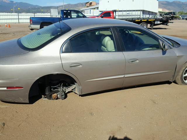 1G3GR64HX14273593 - 2001 OLDSMOBILE AURORA SILVER photo 9