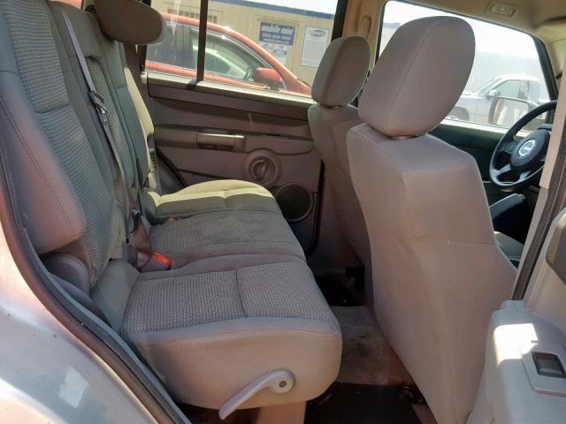 1J8HG48K17C612429 - 2007 JEEP COMMANDER SILVER photo 6