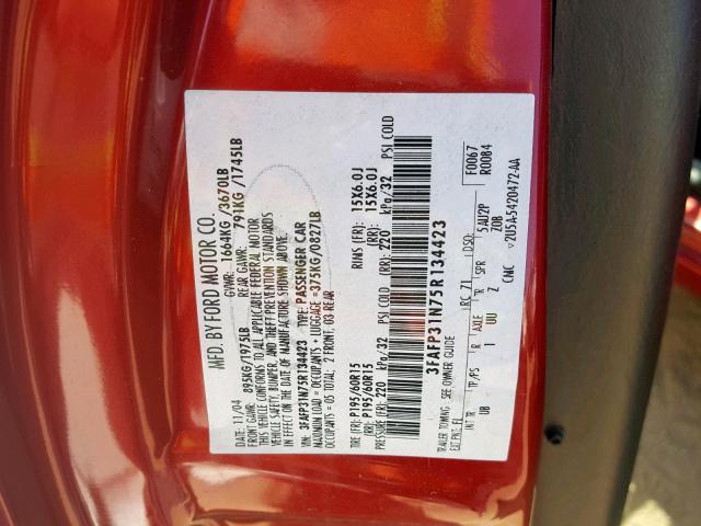 3FAFP31N75R134423 - 2005 FORD FOCUS ZX3 RED photo 10