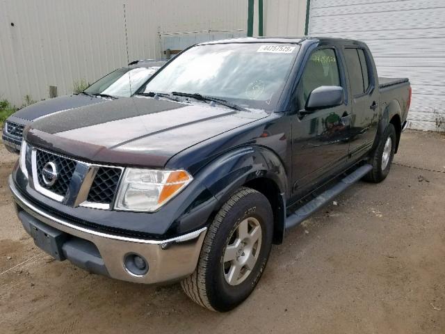 1N6AD07W76C449764 - 2006 NISSAN FRONTIER C BLACK photo 2