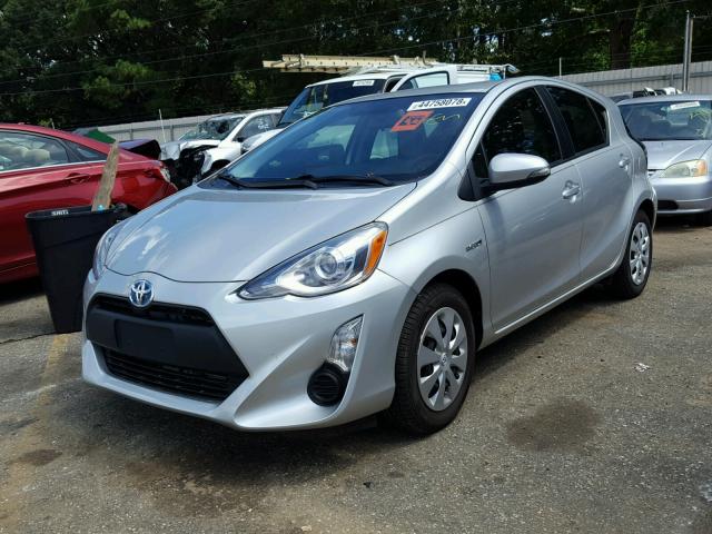 JTDKDTB31F1583588 - 2015 TOYOTA PRIUS C SILVER photo 2