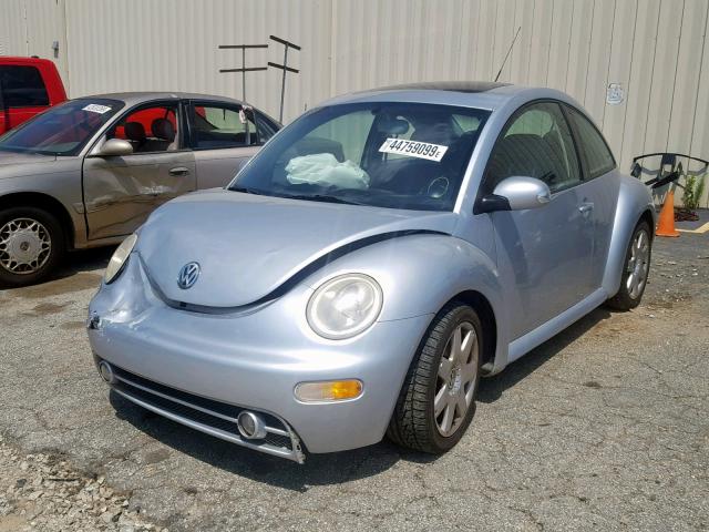 3VWDD21CX3M439568 - 2003 VOLKSWAGEN NEW BEETLE SILVER photo 2